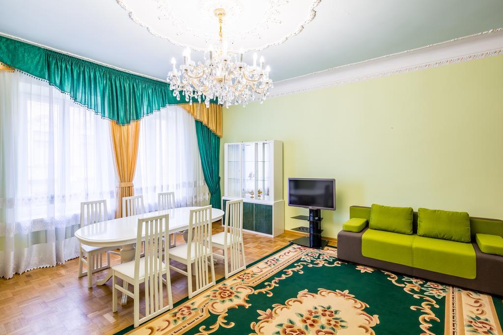 Do Lvova Central Apartments Buitenkant foto