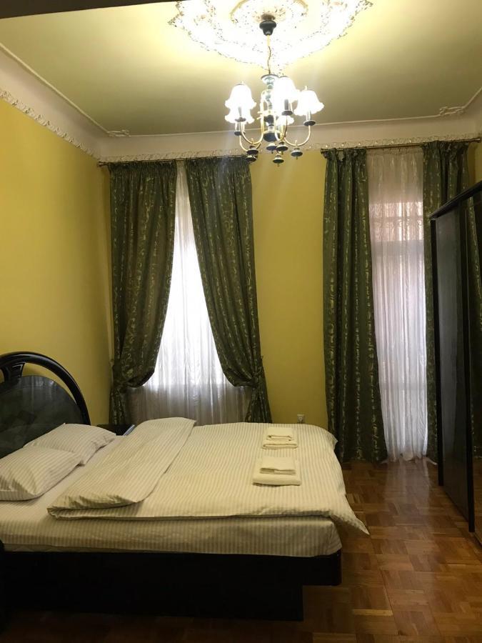 Do Lvova Central Apartments Buitenkant foto