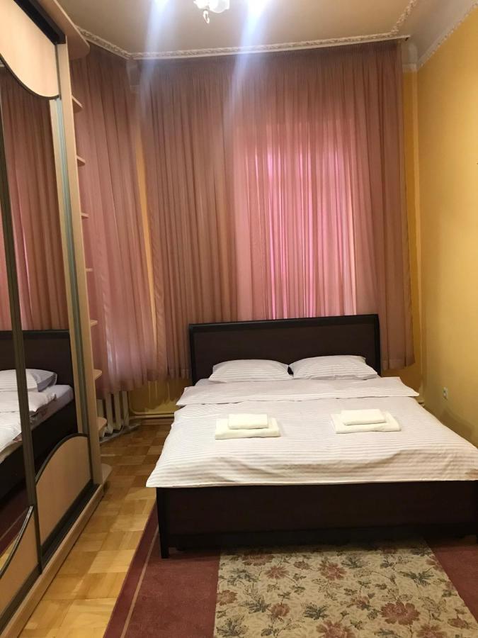 Do Lvova Central Apartments Buitenkant foto